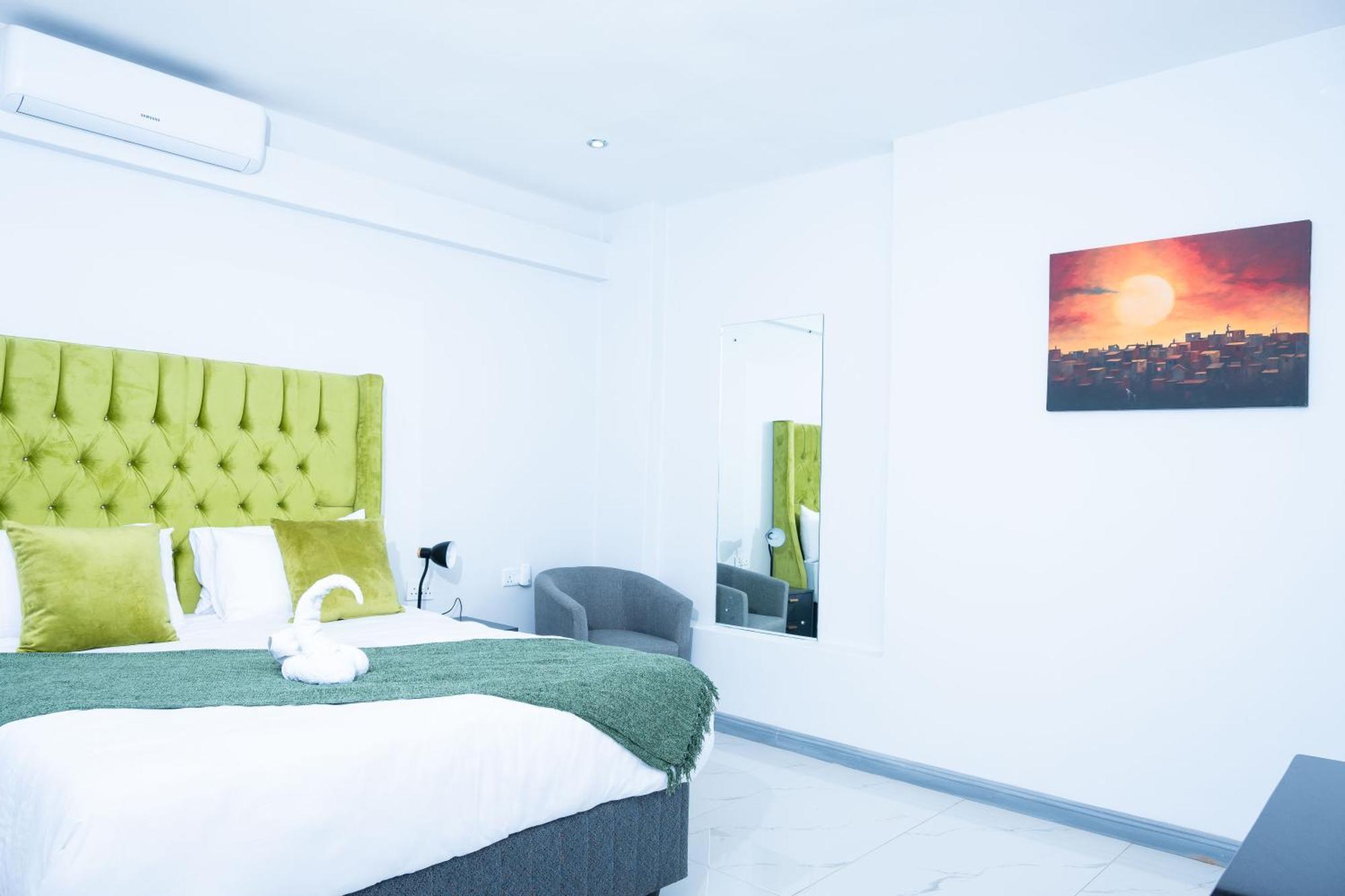 De Lux Villa Bulawayo Esterno foto